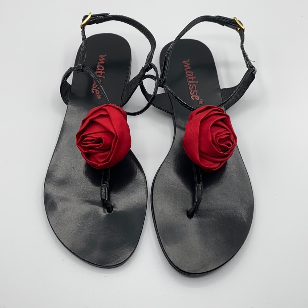 Matisse Rosette woman’s flat sandals size 6 M - Picture 1 of 12